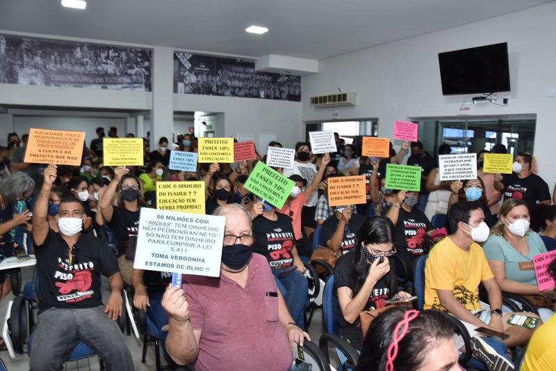 Em última reunião, professores recusaram proposta da prefeitura de Campo Grande - Foto: Arquivo/ACP