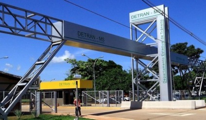 Interessados podem acessar o site do Detran para realizar inscrição - Foto: Edemir Rodrigues Interessados podem acessar o site do Detran para realizar inscrição - Foto: Edemir Rodrigues