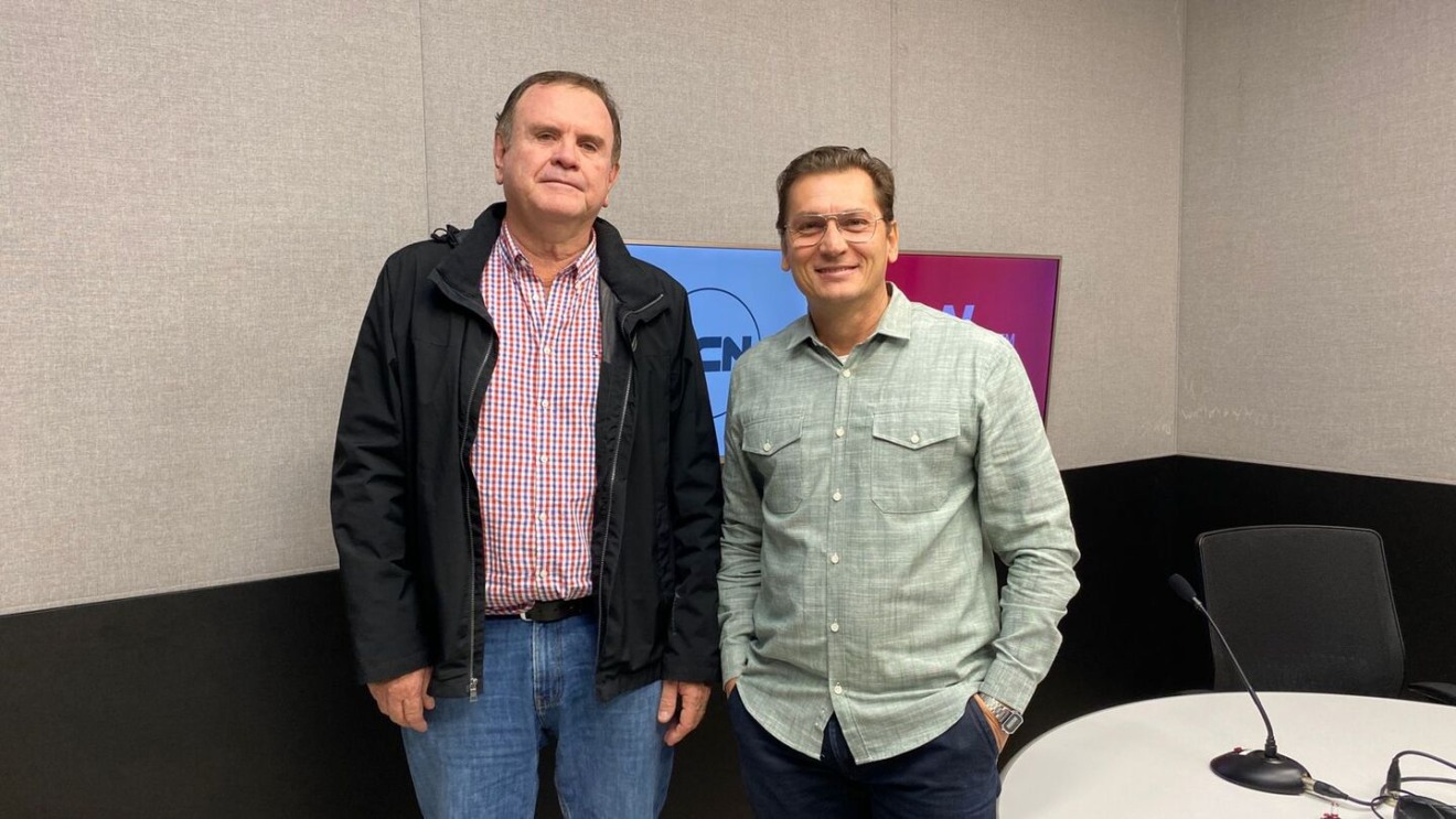 Daniel Ingold da Iagro e Éder Campos nos estúdios da CBN Campo Grande - Foto: Glória Maria