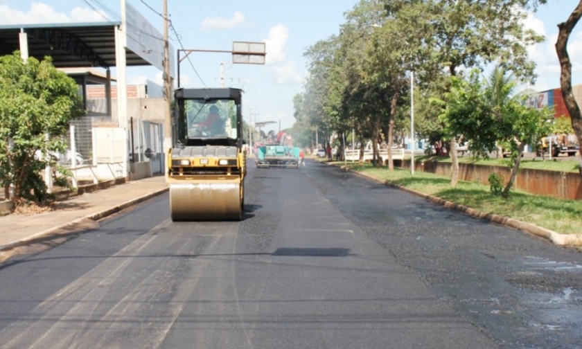 Obras de recapeamento de ruas em Paranaíba foram iniciadas nesta semana. - Arquivo/JPNews