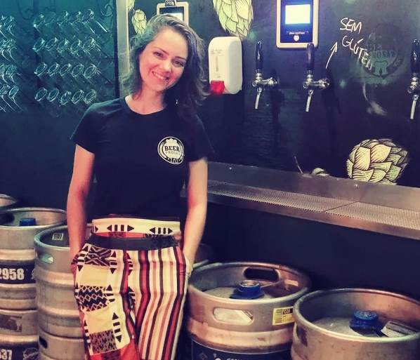 Leia o artigo da sommelière de cerveja artesanal e sócio-proprietária do Beer Prosaz, Flavia de Souza. - Arquivo pessoal