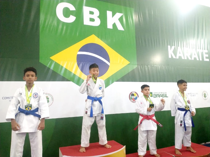 Karateca conquistou duas medalhas de ouro no campeonato - Arquivo/