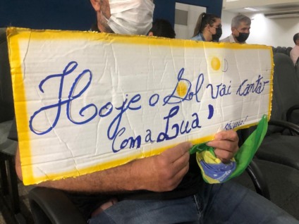 Elias Rodrigues Santana reservou o dia para homenagear a cantora que conheceu através da mãe - Foto: Thais Cintra