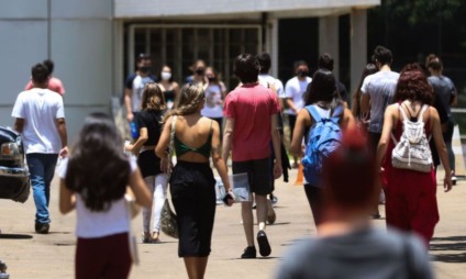 Aprovados terão a possibilidade de participar das provas em nova data: 9 e 16 de janeiro de 2022. - Divulgação/Agência Brasil