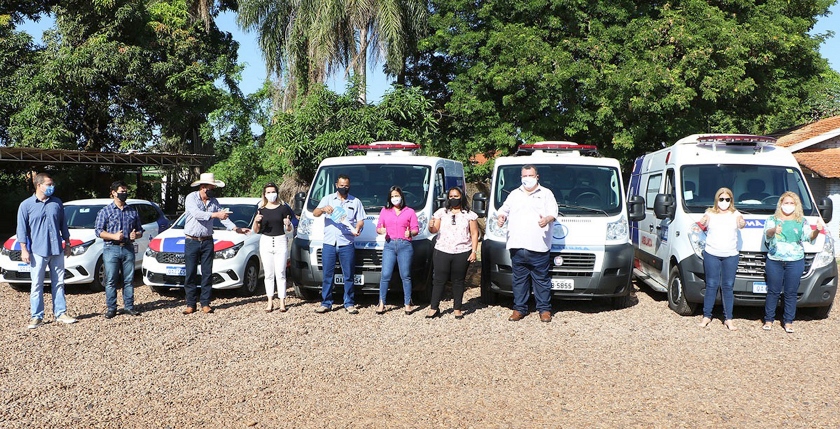 Entrega dos veículos aconteceu nesta quinta-feira - Divulgação