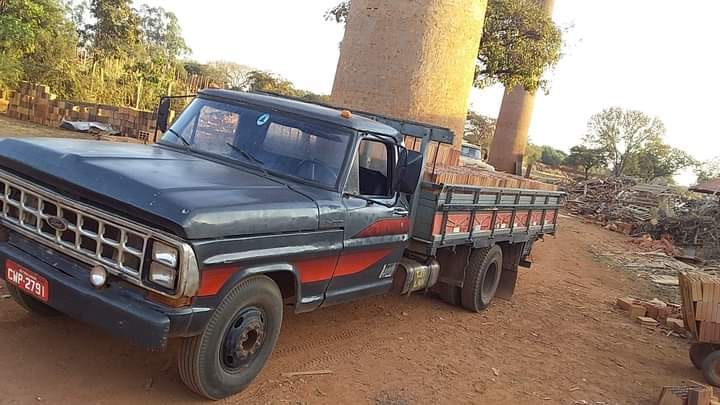 Imagem da F-4000 roubado do caminhoneiro - Arquivo Pessoal