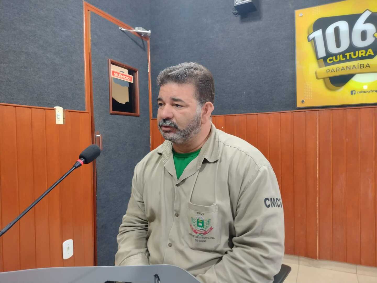 Fábio Rogério Guimarães, coordenador do controle de vetores, participou ao vivo do programa Jornal - Alex Santos-RCN67