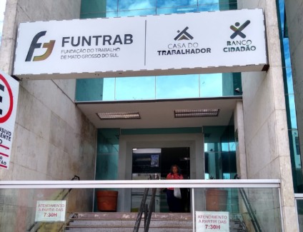 Os candidatos que quiserem se candidatar às oportunidades de emprego tem a opção de agendar seu atendimento por meio do aplicativo "MS Contrata+ para trabalhadores" - Foto: Luiz Valney