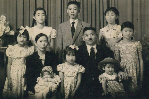 Família japonesa em 1953 - Foto: Reprodução Wordpress