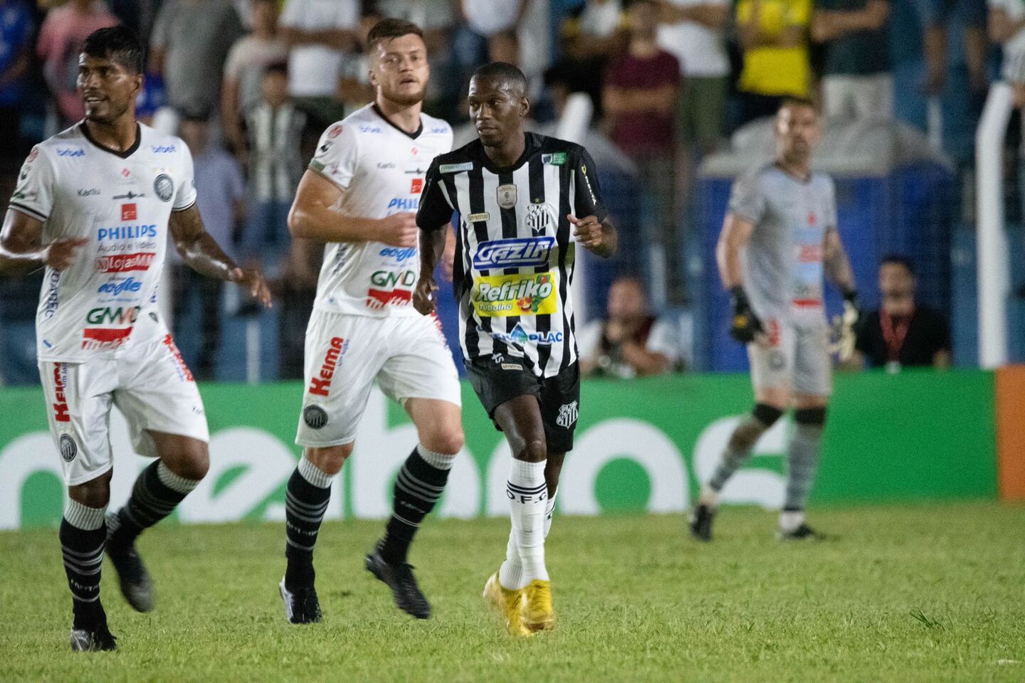 Fernandinho é um dos remanescentes no Galo para a temporada 2024