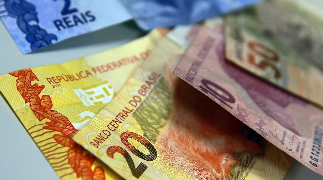 Curso de educação financeira com instrutores - Foto: Marcello Casal Jr/Agência Brasil
