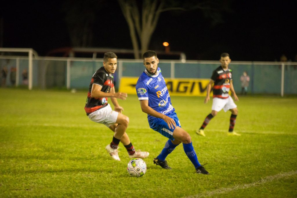 Operário e Naviraiense emplacaram a primeira vitória com cinco gols cada - Foto: Vinicius Eduardo