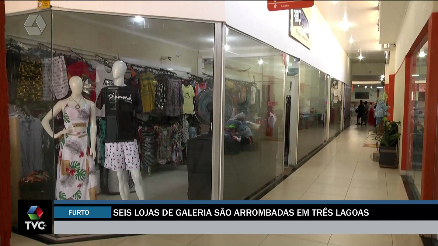 Galeria comercial é alvo de ladrões durante madrugada em Três Lagoas -