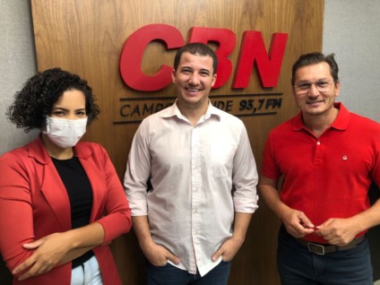 Da esquerda para direita, Thais Cintra, Thiago Fraga e Eder Campos - Foto: Gerson Wassouf
