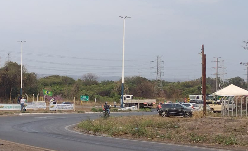 A classe está se mobilizando para que todos os caminhoneiros parem - Ana Cristina Santos /JPNews