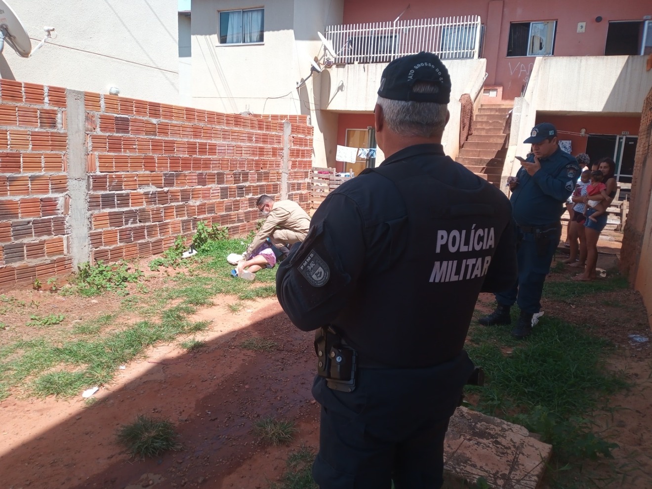Corpo de Bombeiros e Polícia Militar atendem ocorrência de agressão após discussão entre vizinhos - Alfredo Neto/JPNews Corpo de Bombeiros e Polícia Militar atendem ocorrência de agressão após discussão entre vizinhos - Alfredo Neto/JPNews