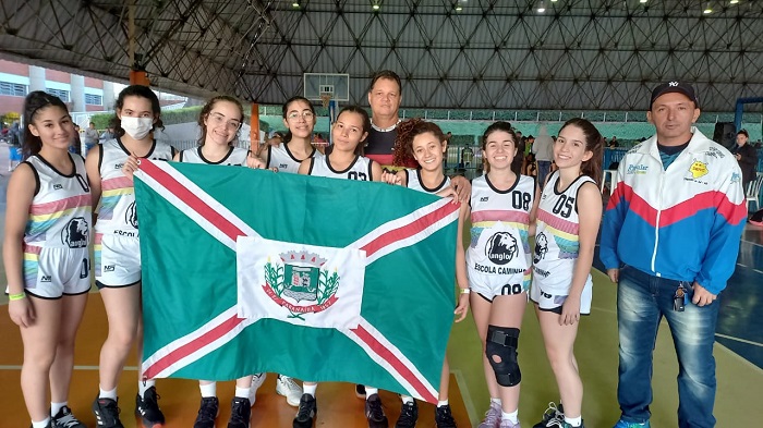 Equipe de basquete feminino vice-campeã dos Jogos Escolares/Divulgação Loriano Borges -