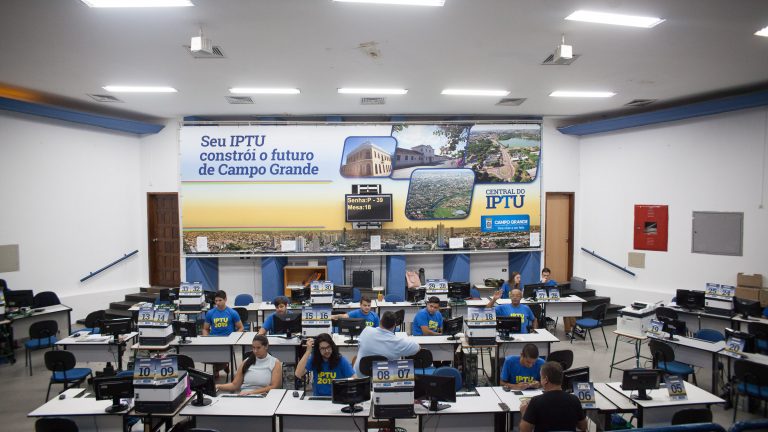 Pagamento pode ser feito de forma presencial na Central do IPTU - PMCG