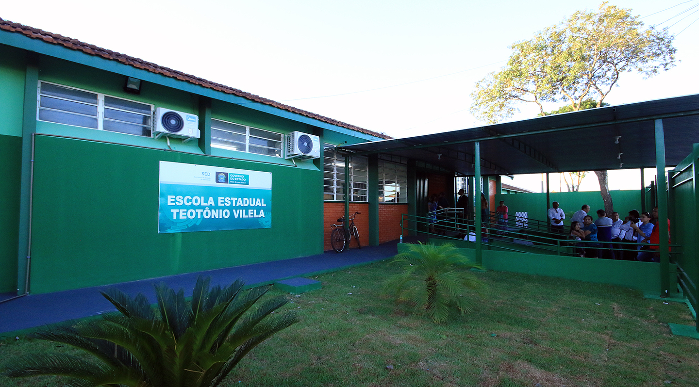 E.E Teotônio Vilela foi palco de confusão na tarde desta quinta-feira - Foto: Governo do Estado