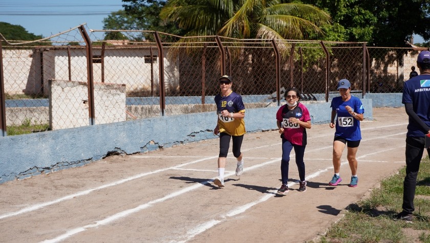 Nos dias 22 e 23 de outubro, idosos-atletas vão disputar nove modalidades: atletismo, damas, dança de salão, dominó, malha, sinuca, tênis de mesa, truco e xadrez. - Divulgação/Assessoria