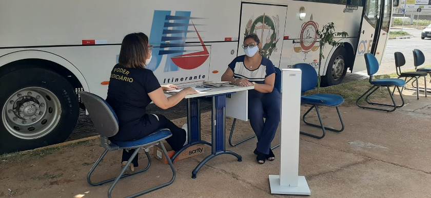 Diversos serviços gratuitos são oferecidos para a população do bairro Novo Alvorada, em Três Lagoas. - Arquivo/JPNEWS