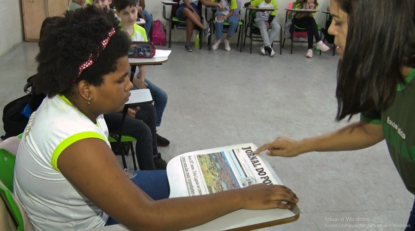 Alunos aprenderam como é a rotina dos jornalistas - TVC HD/Reprodução