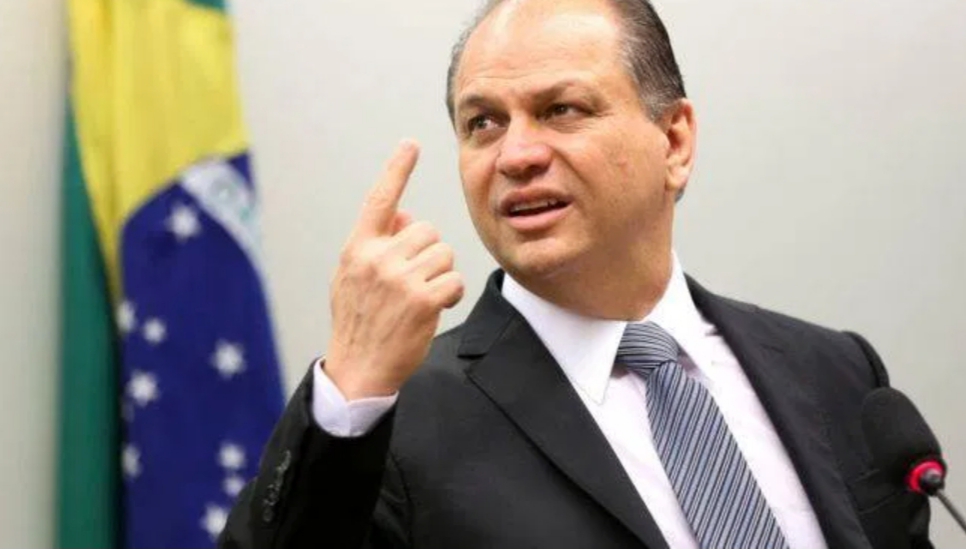 Líder do governo volta defender nova Constituição - Foto: DIuvlgação