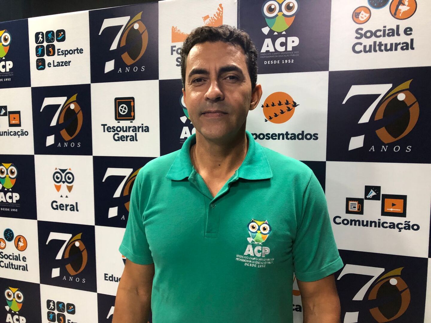 Presidente do sindicato, Lucílio Nobre, conta sobre os próximos eventos programados para continuar a comemoração - Foto: Gerson Wassouf