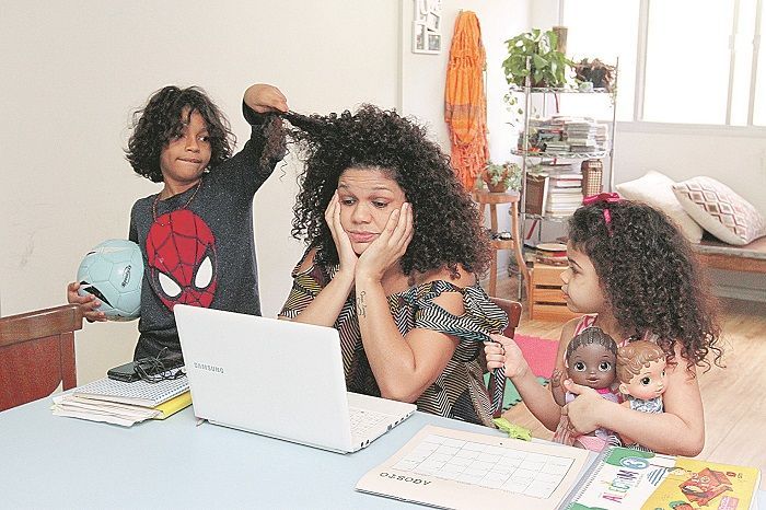 É preciso muito amor e paciência para lidar com os pequenos em casa - Foto: Reprodução Internet