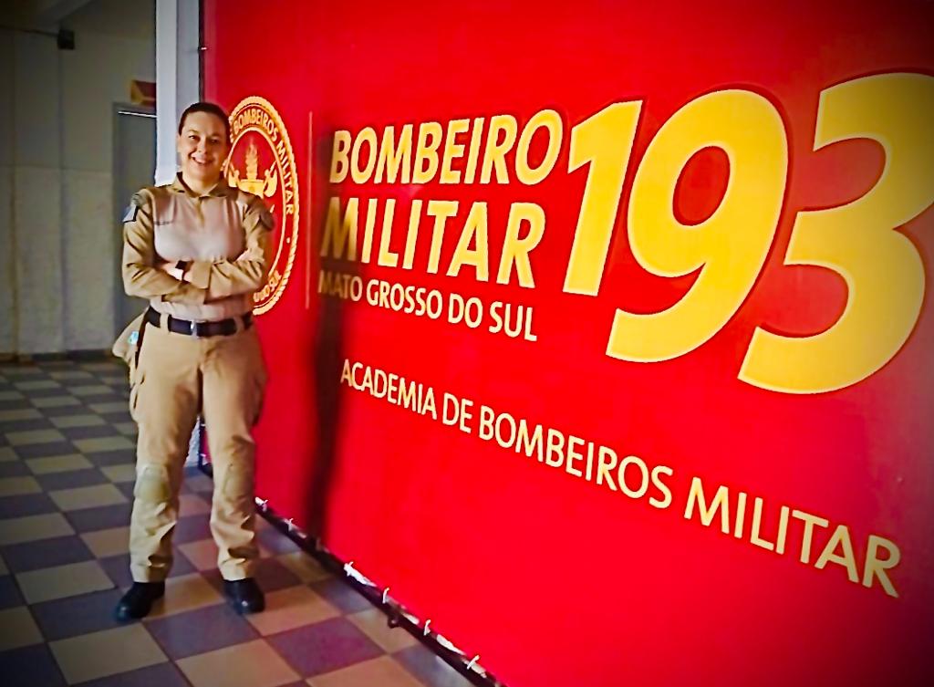 Major Marlise Helena é a primeira mulher a comandar o 6º Grupamento do Corpo de Bombeiros. - Foto: Divulgação