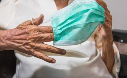 No sábado, a imunização acontecerá para todas as idades a partir de 90 anos - Foto: Ministério da Saúde No sábado, a imunização acontecerá para todas as idades a partir de 90 anos - Foto: Ministério da Saúde
