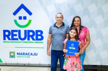 Família com imóvel regularizado - Prefeitura de Maracaju