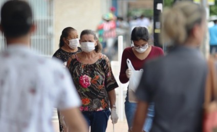 Tendência de deixar de usar a proteção facial acompanha a percepção da população sobre a obrigatoriedade. - Arquivo/JPNEWS