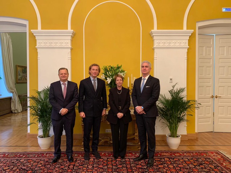 Embaixador do Brasil na Rússia, Rodrigo Baena, vice-presidente da Acron, Vladimir Kantor, ministra Tereza Cristina e secretário de Comércio e Relações Internacionais do Mapa, Orlando Leite Ribeiro - Divulgação