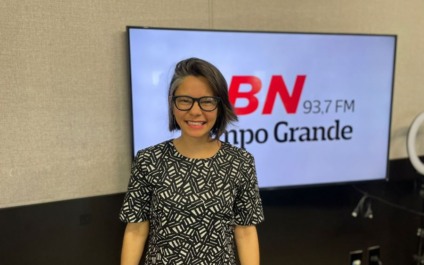Mel Tamaciro falou sobre lado provocativo e pensativo da moda na coluna desta sexta-feira (14) - Foto: Arquivo CBN CG