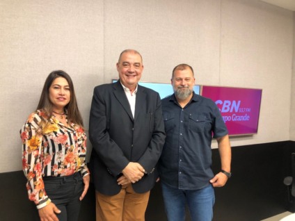Scheila Canto e Paulo Cruz conversaram com o pneumologista Ronaldo Perches Queiroz - Foto: Nina Krasnievicz