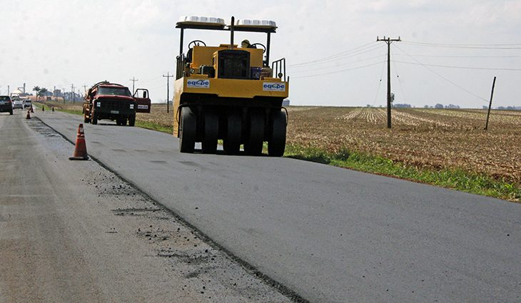 Recapeamento de rodovias é feito com recursos do Fundersul - Chico Ribeiro