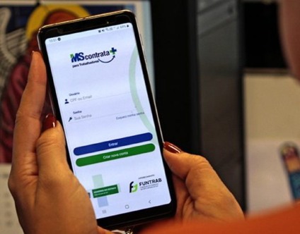 Quem procura oportunidade de trabalho deve fazer o agendamento pelo aplicativo MS Contrata + - Foto: Divulgação Funtrab