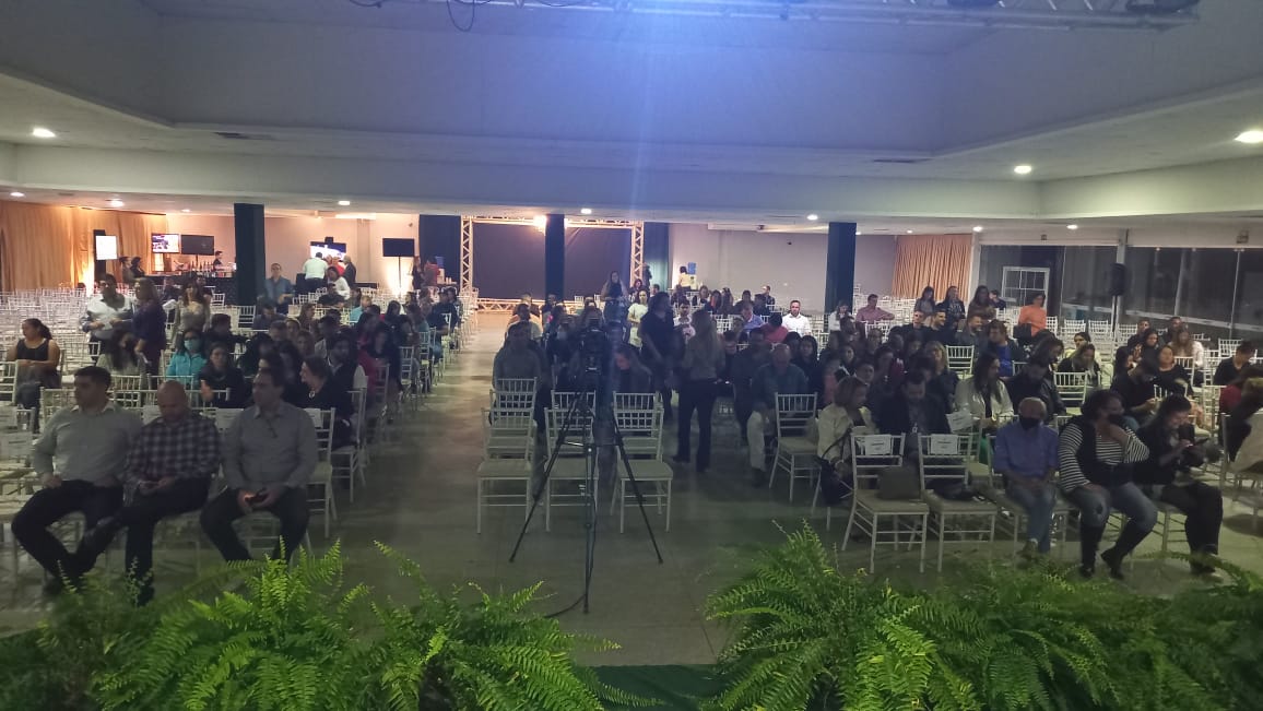 Evento ocorre no Papillon, na noite desta terça-feira, em Três Lagoas. - Fernando Moraes/RCN67