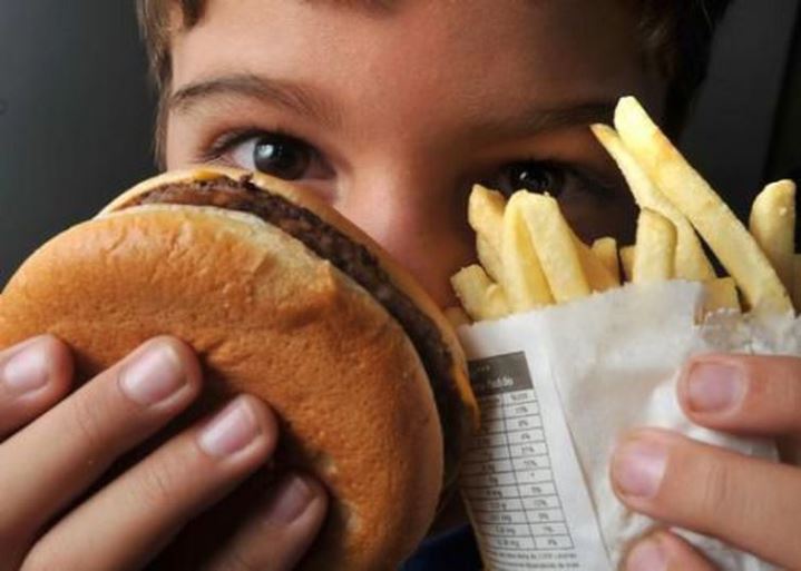 Pães de forma, salgadinhos e refrigerantes se encaixam na categoria. - Divulgação/Agência Brasil