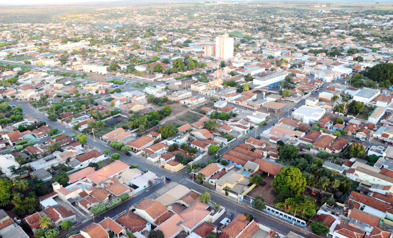 Prefeitura > de Paranaíba enviou para Câmara projeto orçamentário que prevê arrecadação de R$ 318 milhões - arquivo