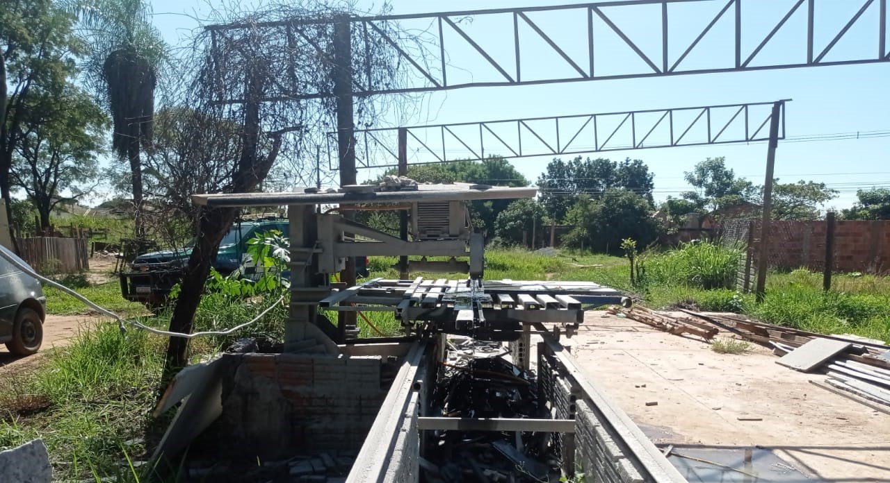 O empresário preso descumpria medidas ambientais, além de funcionar em região residencial a marmoraria funcionava fora de horário comercial provocando revolta nos vizinhos - Foto:Divulgação/PMA