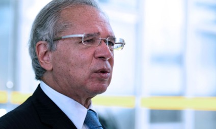 Ministro reafirmou ontem que auxílio será prorrogado - Agência Brasil
