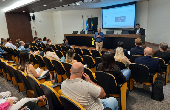 Curso "Planejamento e gestão de integridade e riscos corporativos" está sendo realizado nesta sexta-feira (28) - Foto: Divulgação/CGE-MS