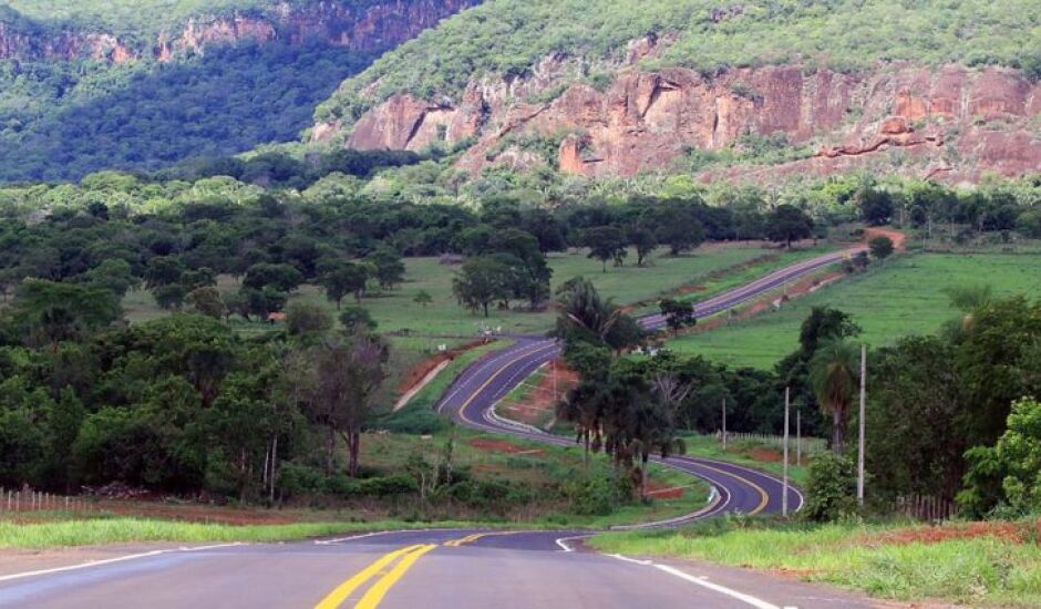 Estrada ecológica, no distrito de Piraputanga em Aquidauana - Reprodução/Governo de MS