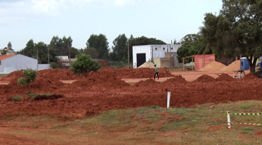 Obras de construção de quatro praças são iniciadas - Reprodução/TVC