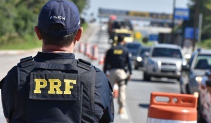 PRF trabalha para a normalidade do fluxo - Divulgação