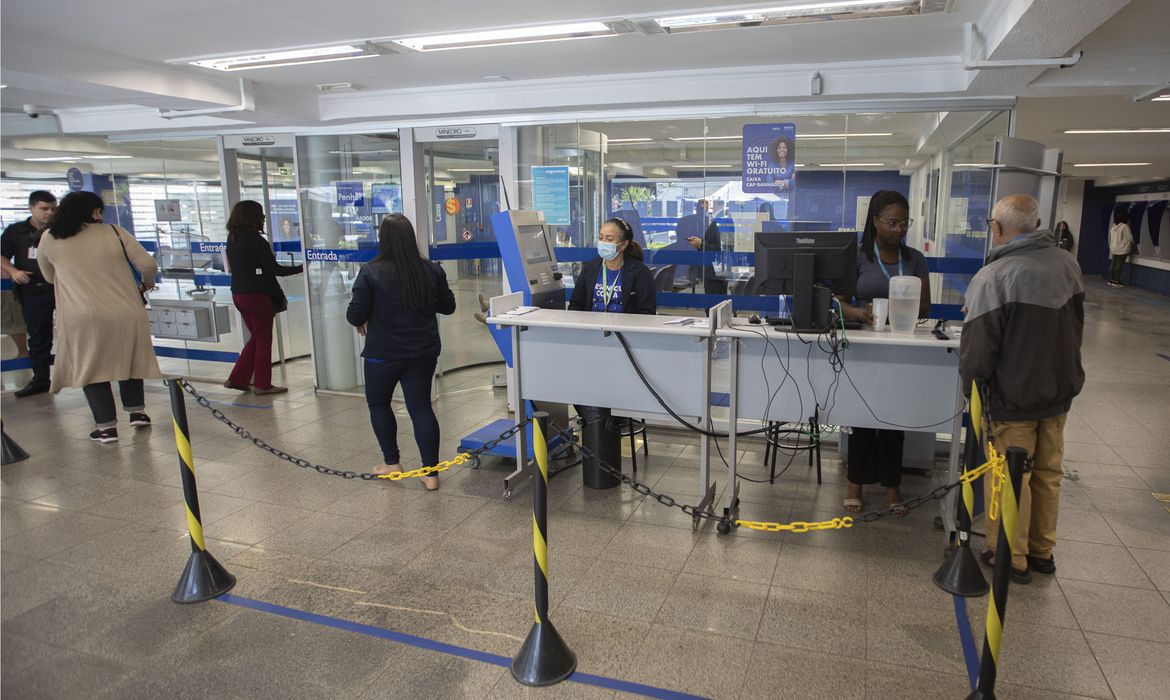 Clientes com dívidas de até R$ 100 foram desnegativados - Foto: Joédson Alves/Agência Brasil