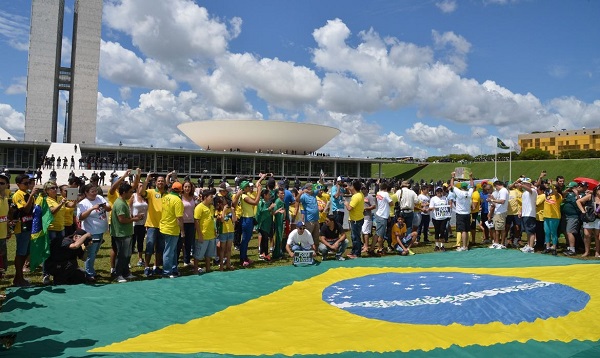 Manifestantes de Paranaíba e diversas outras regiões do país devem participar o ato no feriado da independência - Agência Brasil