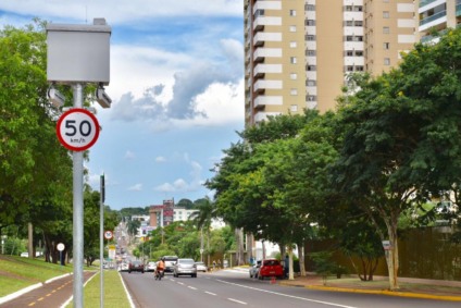 Capital tem 93 radares e lombadas eletrônicas instalados nas ruas - Reprodução/Câmara Municipal